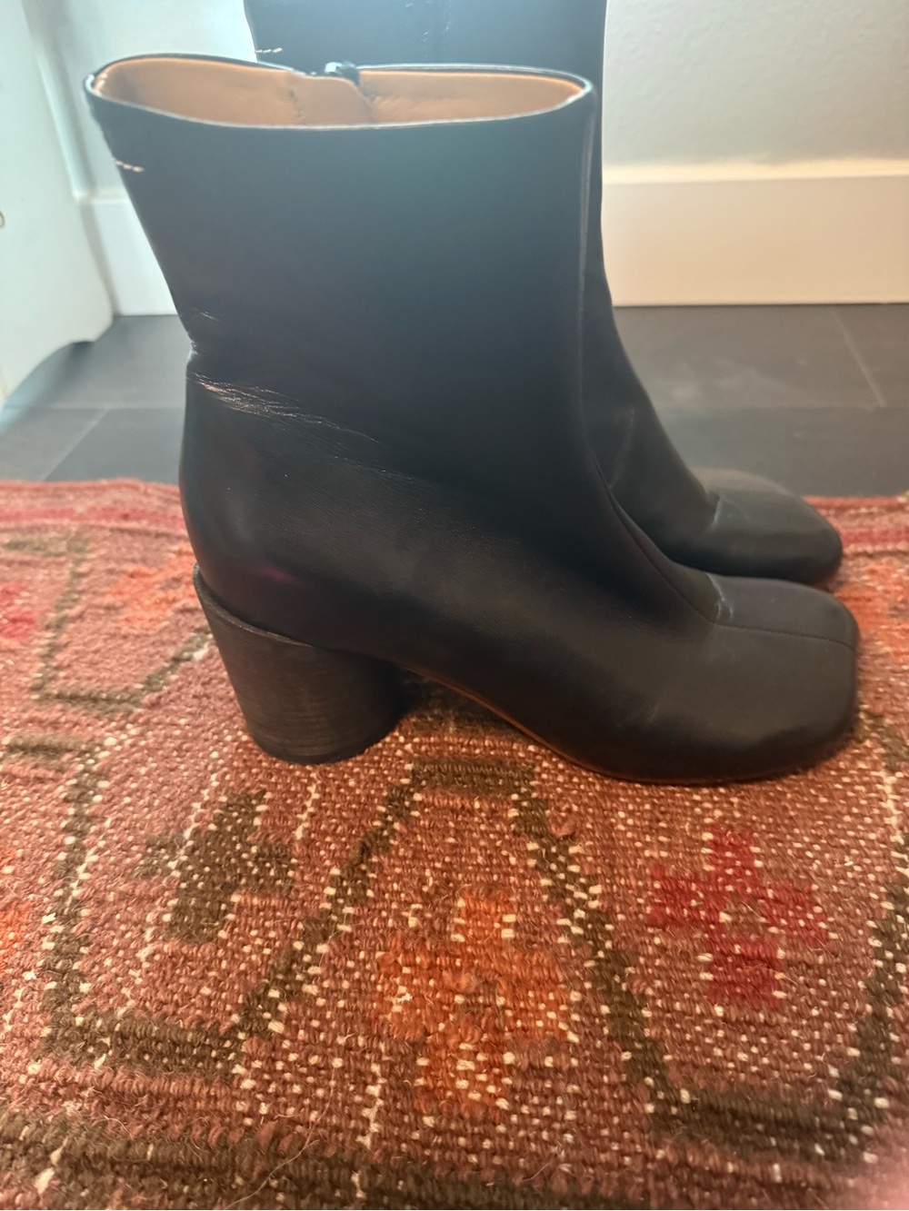 MM6 Maison Martin Margiela Black Leather Square-Toe Ankle Boots